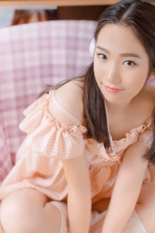 年轻的妈妈免费在线观看